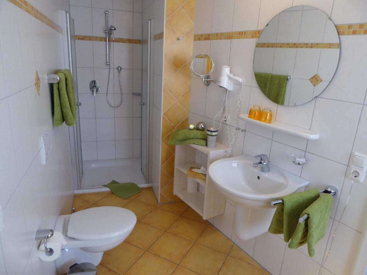 Pension Rosengaertchen Absberg Esterno foto