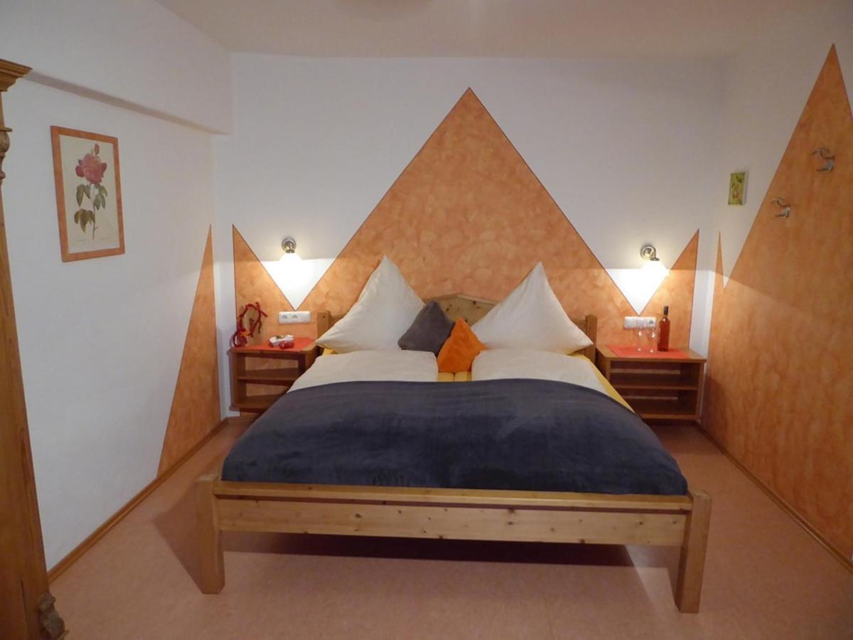 Pension Rosengaertchen Absberg Esterno foto