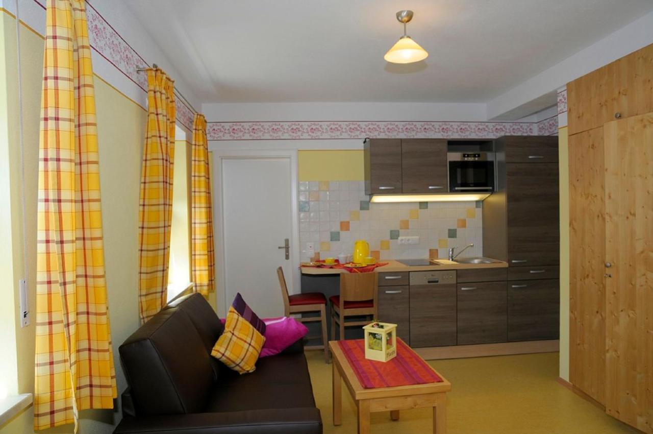 Pension Rosengaertchen Absberg Esterno foto