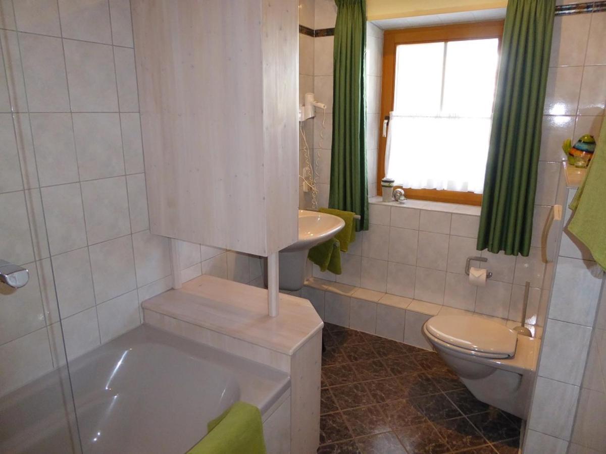 Pension Rosengaertchen Absberg Esterno foto