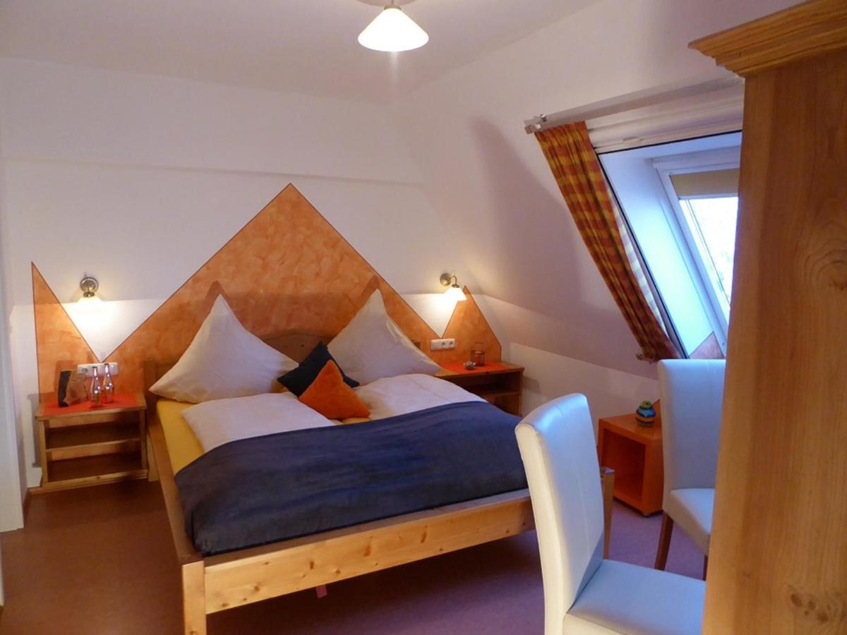 Pension Rosengaertchen Absberg Esterno foto