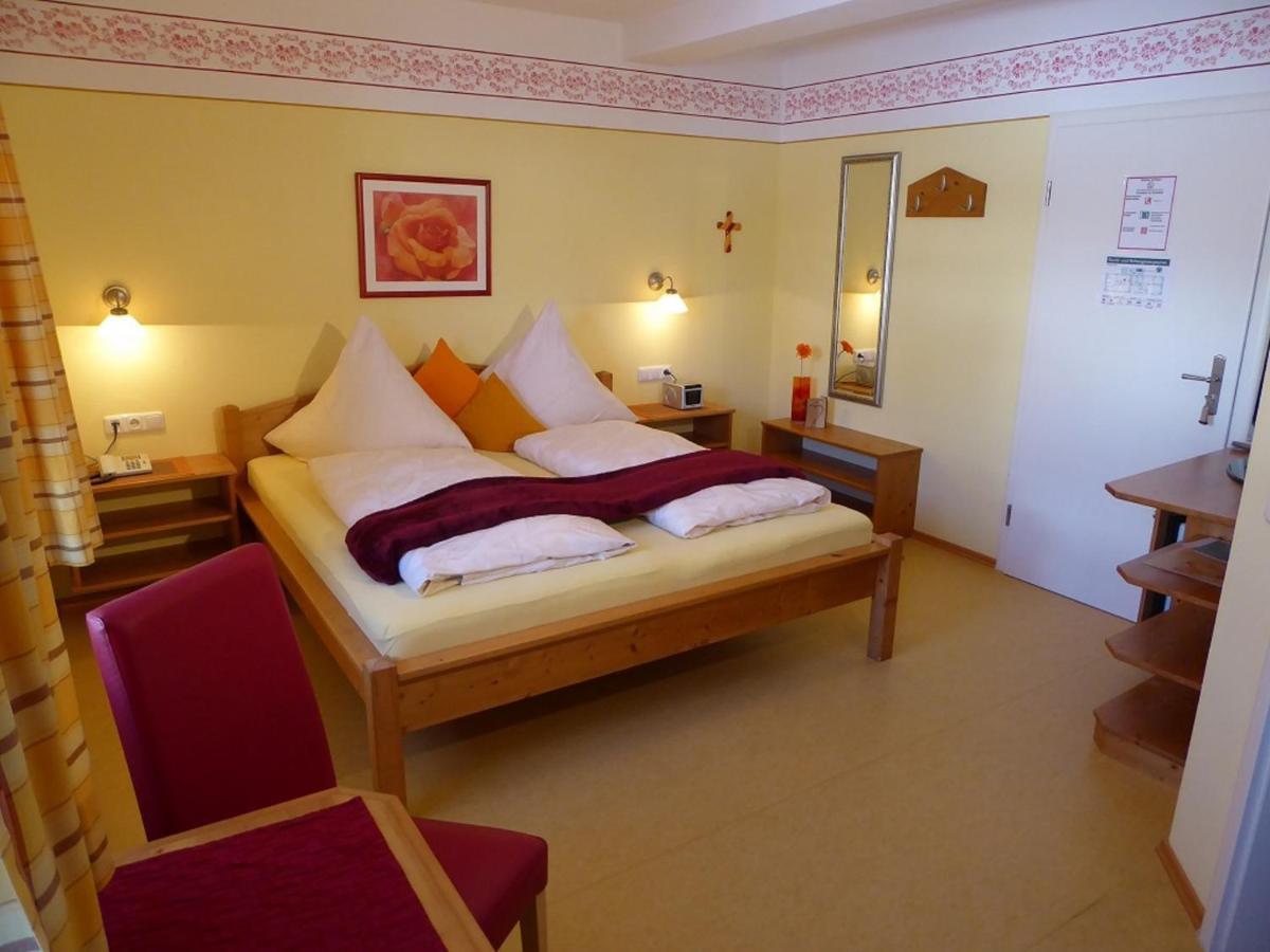 Pension Rosengaertchen Absberg Esterno foto